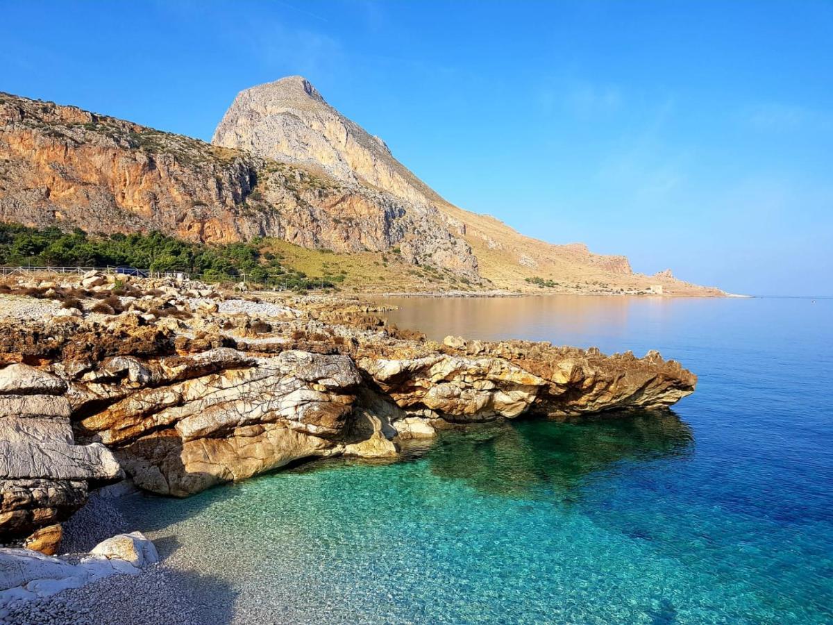 Cala Di Ponente Hotell Castelluzzo Eksteriør bilde