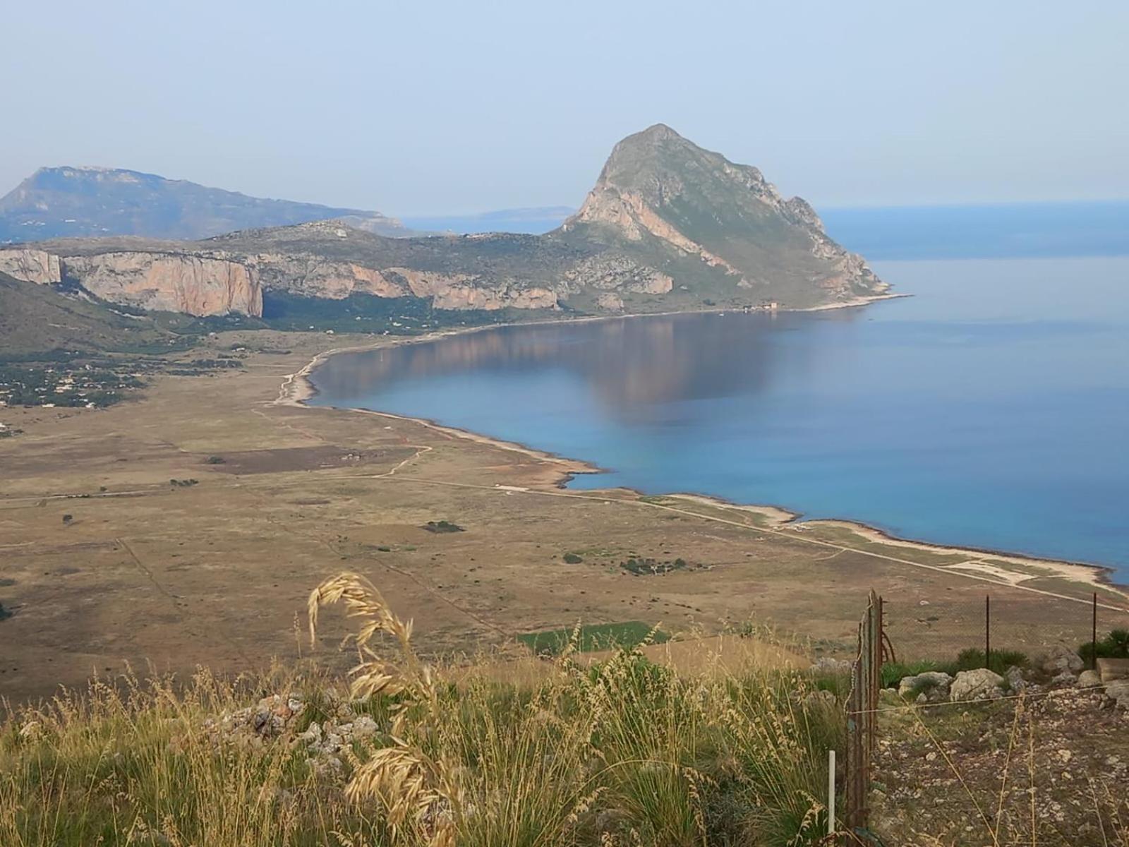 Cala Di Ponente Hotell Castelluzzo Eksteriør bilde