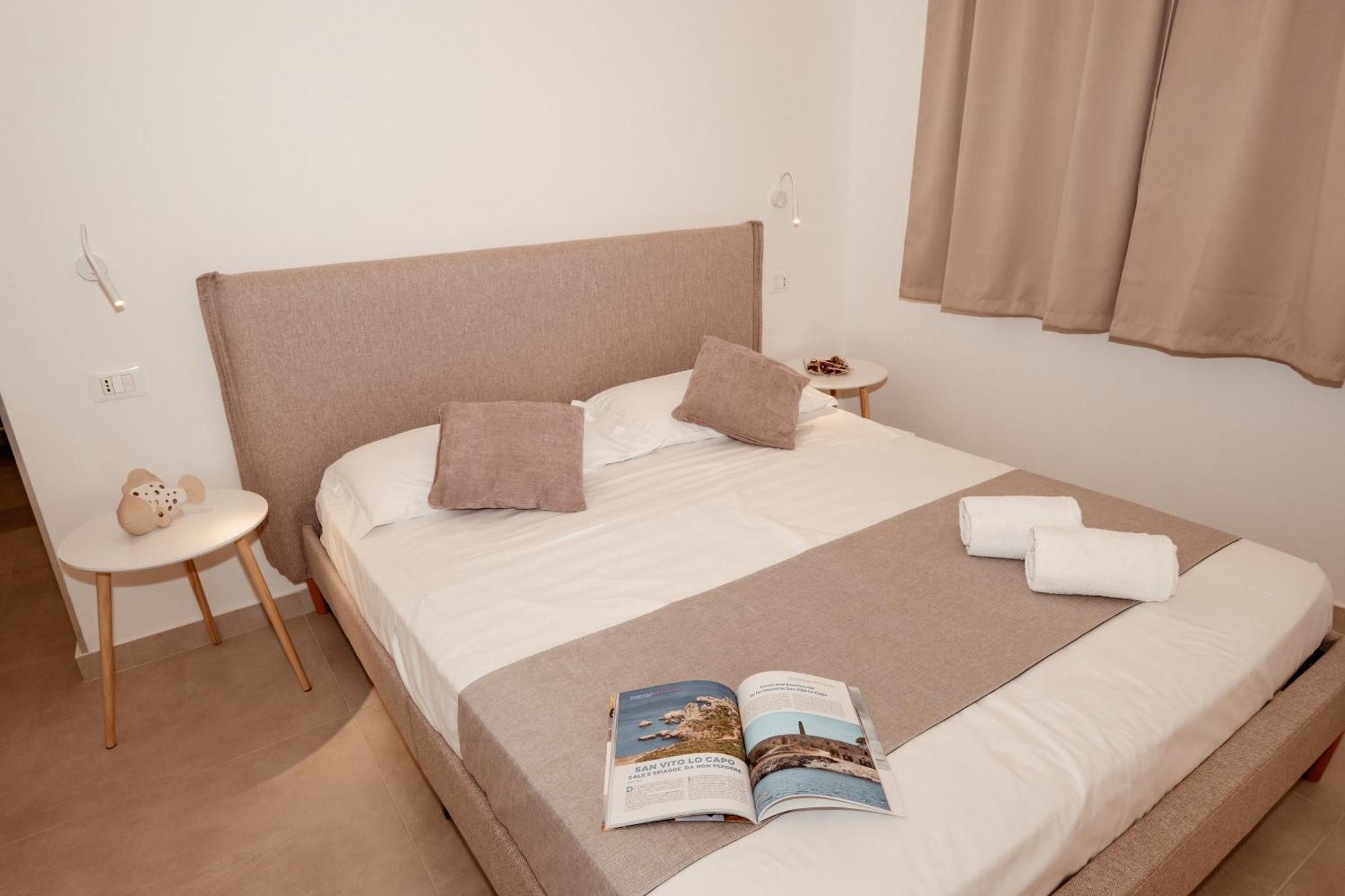 Cala Di Ponente Hotell Castelluzzo Eksteriør bilde